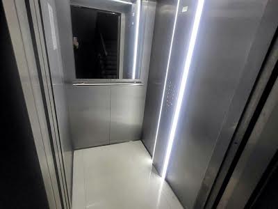 квартира за адресою Голубовича С., 37