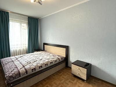 квартира за адресою Сонячна Набережна вул. (Маршала Малиновського), 8