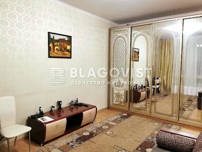 квартира за адресою Голосіївський просп. (40-річчя Жовтня), 106/2