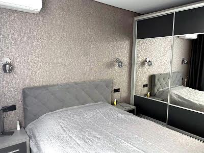 квартира за адресою Оптимістична вул., 1