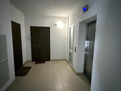 квартира за адресою Лисика вул., 2