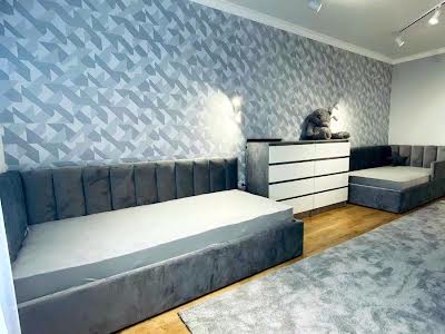 квартира за адресою Львів, Топольна вул., 4