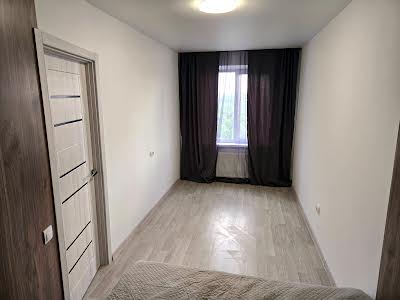 квартира за адресою Озерна вул., 27-а