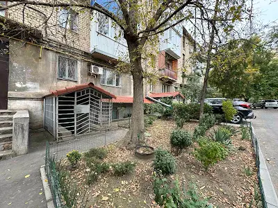 комерційна за адресою Морехідна вул., 1