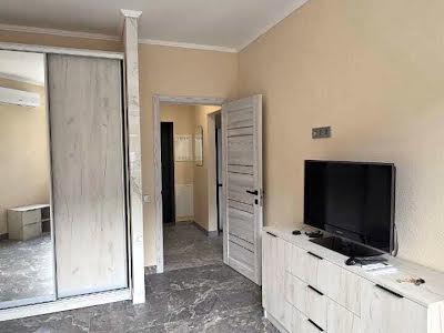 квартира за адресою Сімейна вул., 3