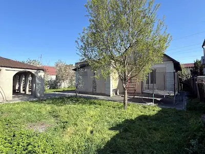 квартира по адресу Куприна ул., 25