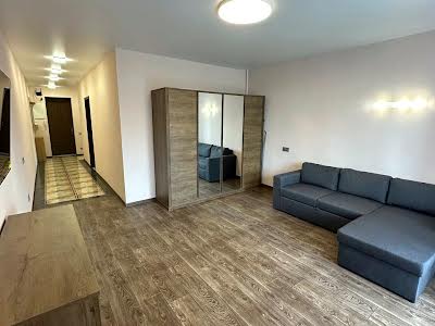 квартира за адресою Крутогірний узвіз (Рогальова), 9
