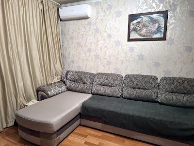 квартира по адресу Полтавская ул., 63