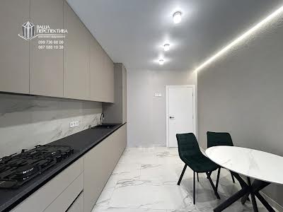 квартира по адресу Угорская ул., 14к
