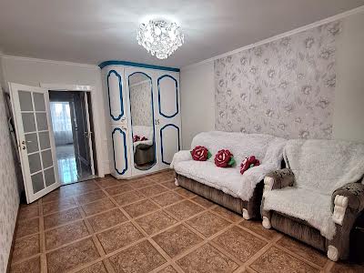 квартира за адресою Здолбунівська вул., 13