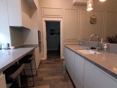 квартира за адресою Шота Руставелі вул., 24