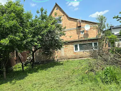 будинок за адресою Парникова вул.