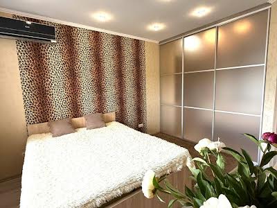 квартира за адресою Лісова вул., 50