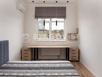 квартира за адресою Саперне Поле вул., 12