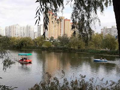 квартира по адресу Драгоманова ул., 31в