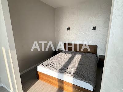 квартира за адресою Новоберегова вул., 12а