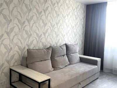 квартира по адресу Ревуцкого ул., 40в