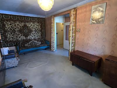 квартира за адресою Будівельників вул., 14б