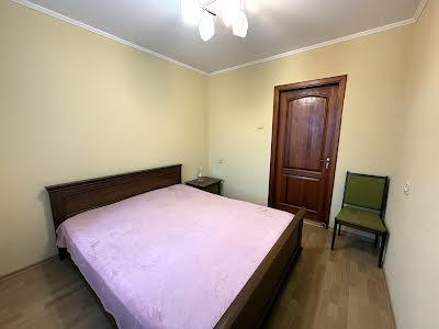 квартира за адресою Миколи Садовського вул., 12