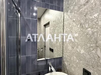 квартира за адресою Літературна вул., 10