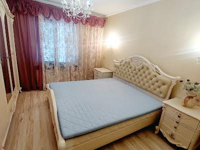 квартира за адресою Прирічна вул., 37