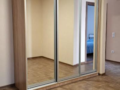 квартира за адресою Коноплянська вул., 22а