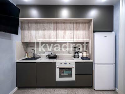 квартира за адресою Ревуцького вул., 40Б