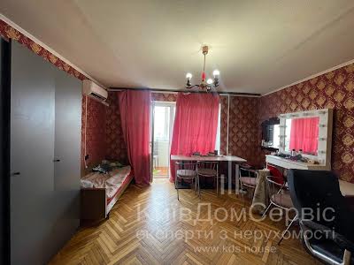 квартира за адресою Незалежності бульв. (50 років Жовтня), 6