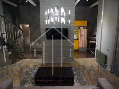 квартира за адресою Андріївський узвіз, 2-Б