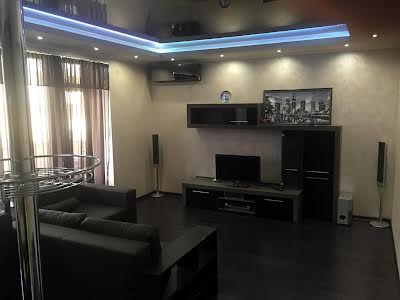 квартира за адресою Сергія Данченка вул., 6