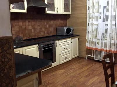 квартира по адресу Драгоманова ул., 8б