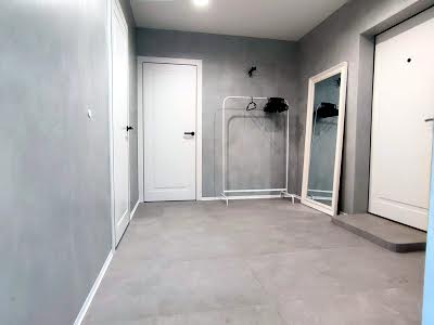 квартира за адресою Святошинська пл., 1