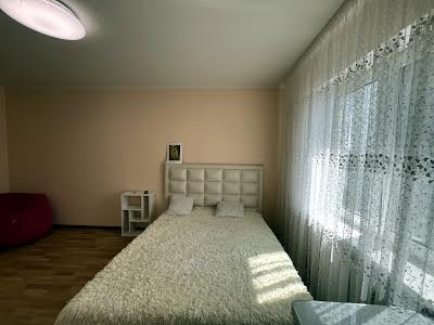 квартира за адресою Драгоманова вул., 1-К