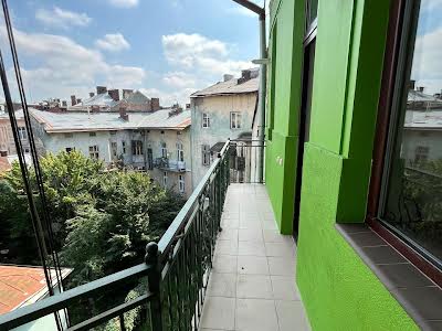 квартира по адресу Карпинского ул., 15