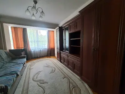 квартира за адресою Академіка Корольова вул., 8