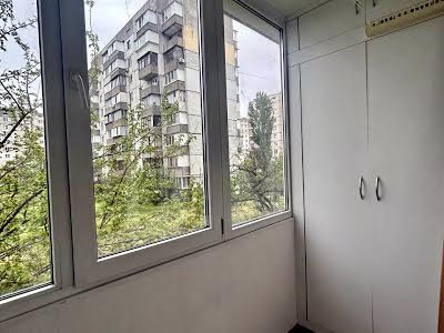 квартира по адресу Киев, Приозёрная ул., 6-А