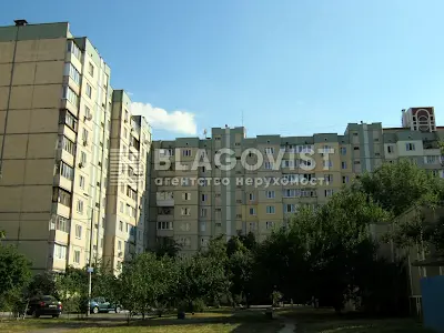 квартира за адресою Ревуцького вул., 24/4