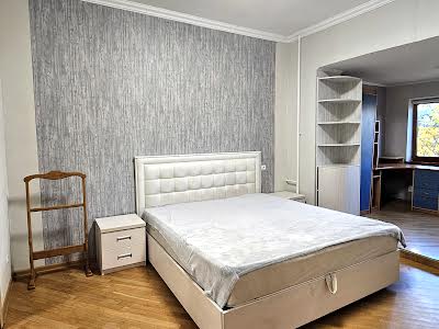 квартира по адресу Івана Богуна, 4