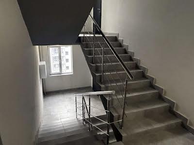 квартира за адресою Роксоляни вул., 151