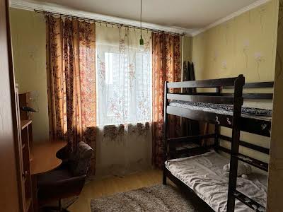 квартира за адресою Академіка Заболотного вул., 23