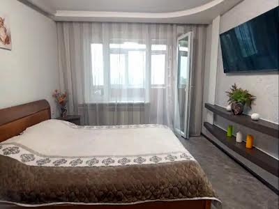 квартира по адресу Осенняя ул., 13
