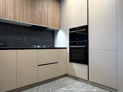 квартира за адресою Топольна вул., 4в