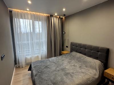 квартира за адресою Олени Теліги вул., 25