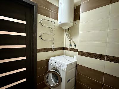 квартира за адресою Академіка Заболотного вул., 15б