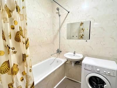 квартира по адресу Софии Русовой ул., 7
