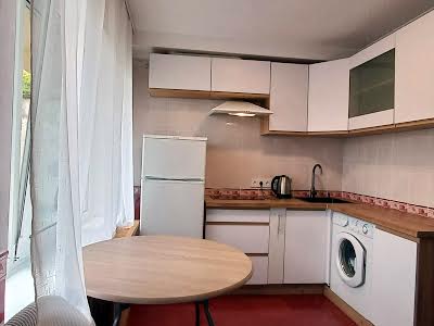 квартира по адресу Зои Гайдай ул., 6