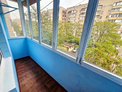 квартира за адресою Симиренка вул., 24-А