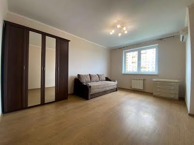 квартира по адресу Кондратюка Юрия ул., 7