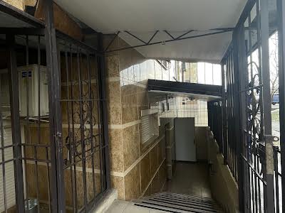 комерційна за адресою Сім’ї Кульженків вул. (Дехтяренка Петра), 35