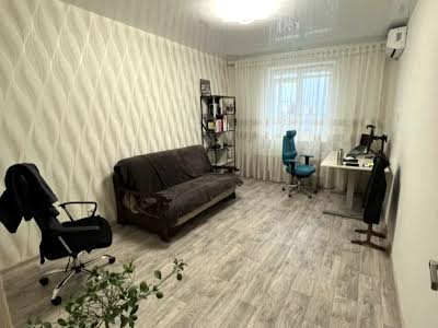 квартира за адресою Драгоманова вул., 6Б